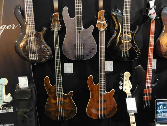 Bass Professor Musik Messe 2011 - Maruszcyzk Bass Professor Musik Messe 2011 - Maruszcyzk