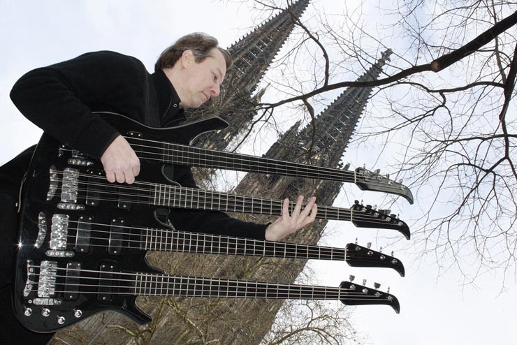 Roland Kaschube live am Solo-Bass! CD-Release-Party am 16. Juli im Barinton.