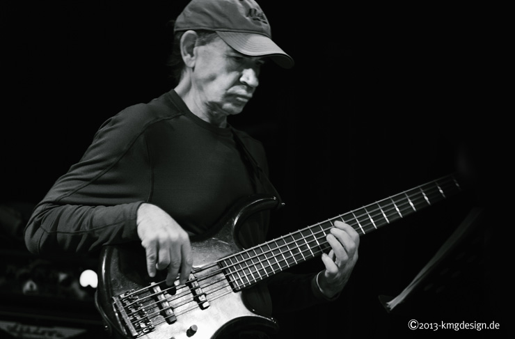 Tom Fowler - Banned From Utopia Tour 2014 - ZAPPA - Robert “Bobby” Martin – Ray White – Ed Mann – Tom Fowler – Albert Wing – Chad Wackerman – Mike Miller 