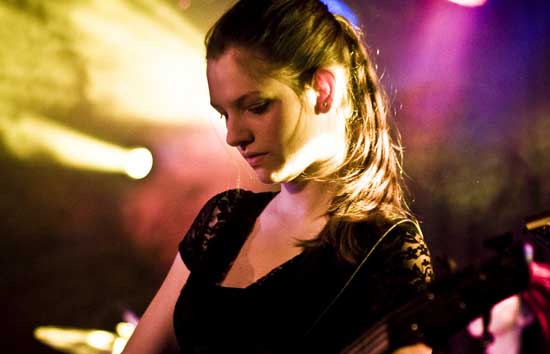 Lady on Bass: Aurora Steffens