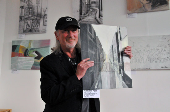 Bass Professor 1/2011 - Story: Roger Glover Bass Professor 1/2011 - Story: Roger Glover