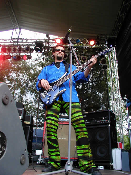 Bass Professor Bass Beauty Contest 2011