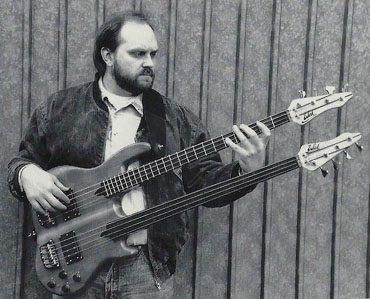 Bass Professor 3/2013, Ausgabe 70. BassMuseum: Wal Pro Bass Prototype Custom Bass - später MK 1 Bass Professor 3/2013, Ausgabe 70. BassMuseum: Wal Pro Bass Prototype Custom Bass - später MK 1