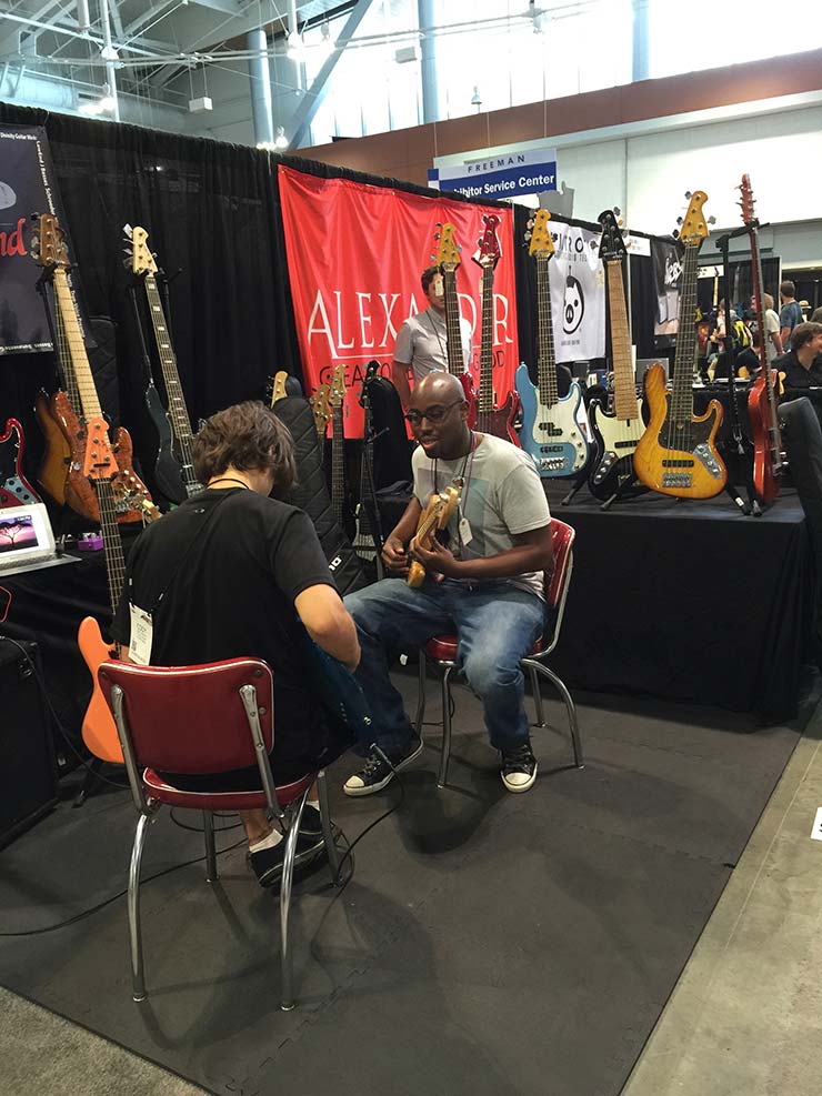 Bass Professor 4/2015, Messe: Summer Namm 2015 Bass Professor 4/2015, Messe: Summer Namm 2015