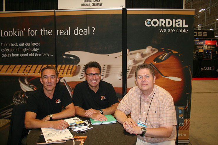 Bass Professor 4/2015, Messe: Summer Namm 2015 Bass Professor 4/2015, Messe: Summer Namm 2015