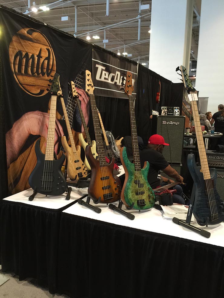 Bass Professor 4/2015, Messe: Summer Namm 2015 Bass Professor 4/2015, Messe: Summer Namm 2015
