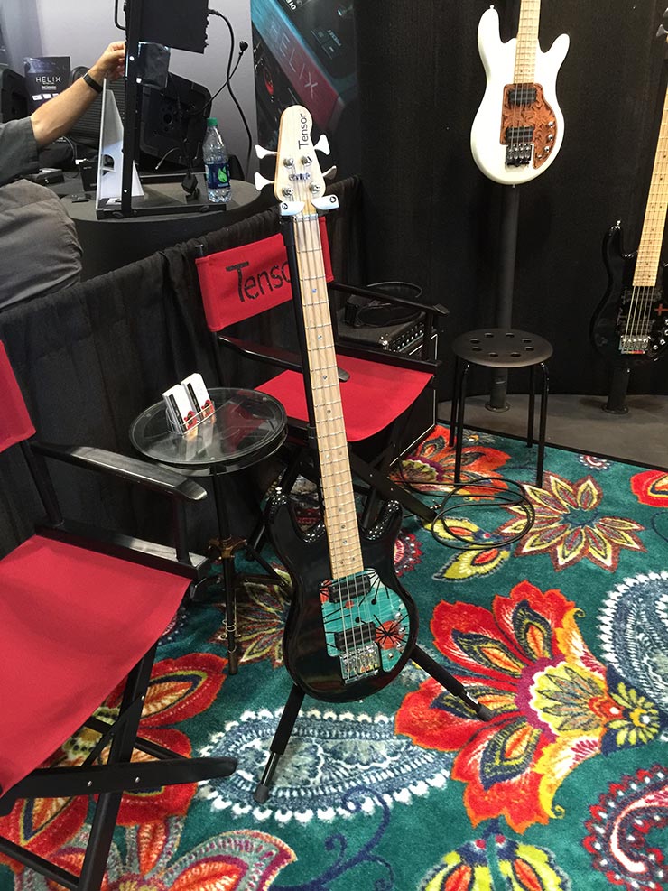 Bass Professor 4/2015, Messe: Summer Namm 2015 Bass Professor 4/2015, Messe: Summer Namm 2015