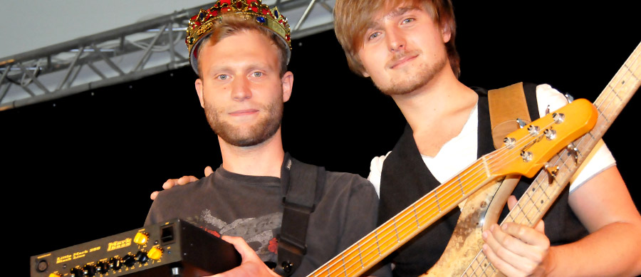 Bass Professor 5/2015, Story: FEEL THE BASS 2015