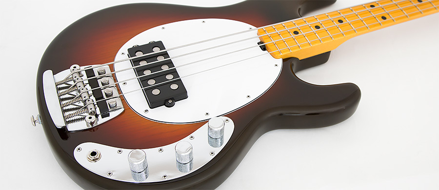 Bass Professor 5/2016, Ausgabe 87. Test: Music Man StingRay 40th Anniversary Old smoothie