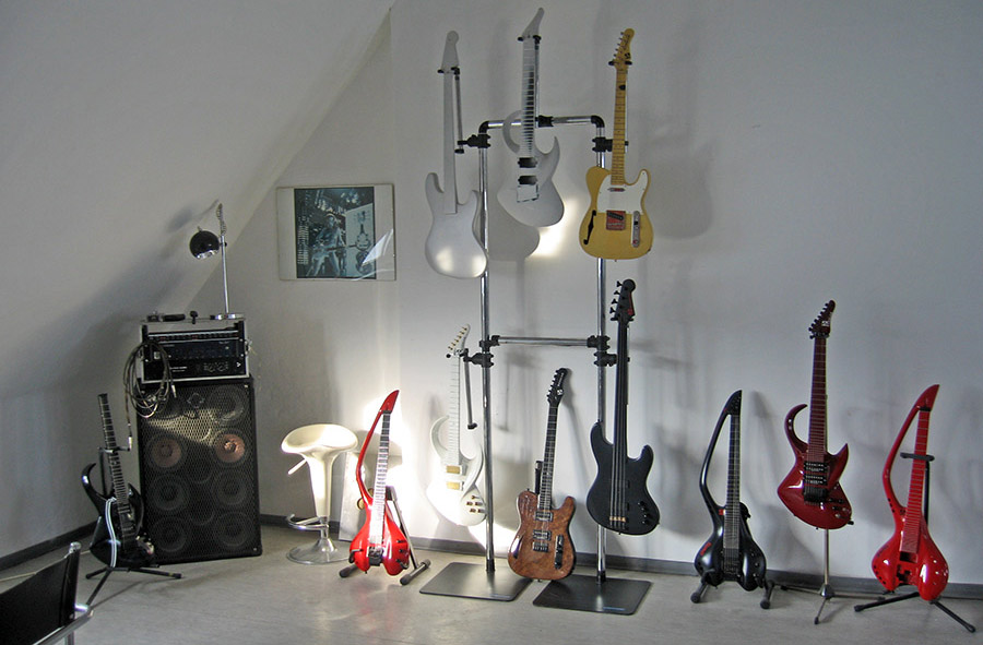 Bass Professor 1/2017;  Let‘s Talk About Bass – Heiko Höpfi nger (BassLab) Bass Professor 1/2017;  Let‘s Talk About Bass – Heiko Höpfi nger (BassLab)