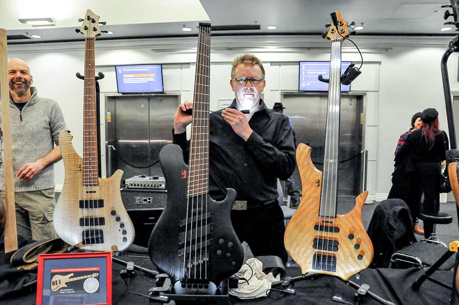 Bass Professor 2/2017: The London Bass Guitar Show