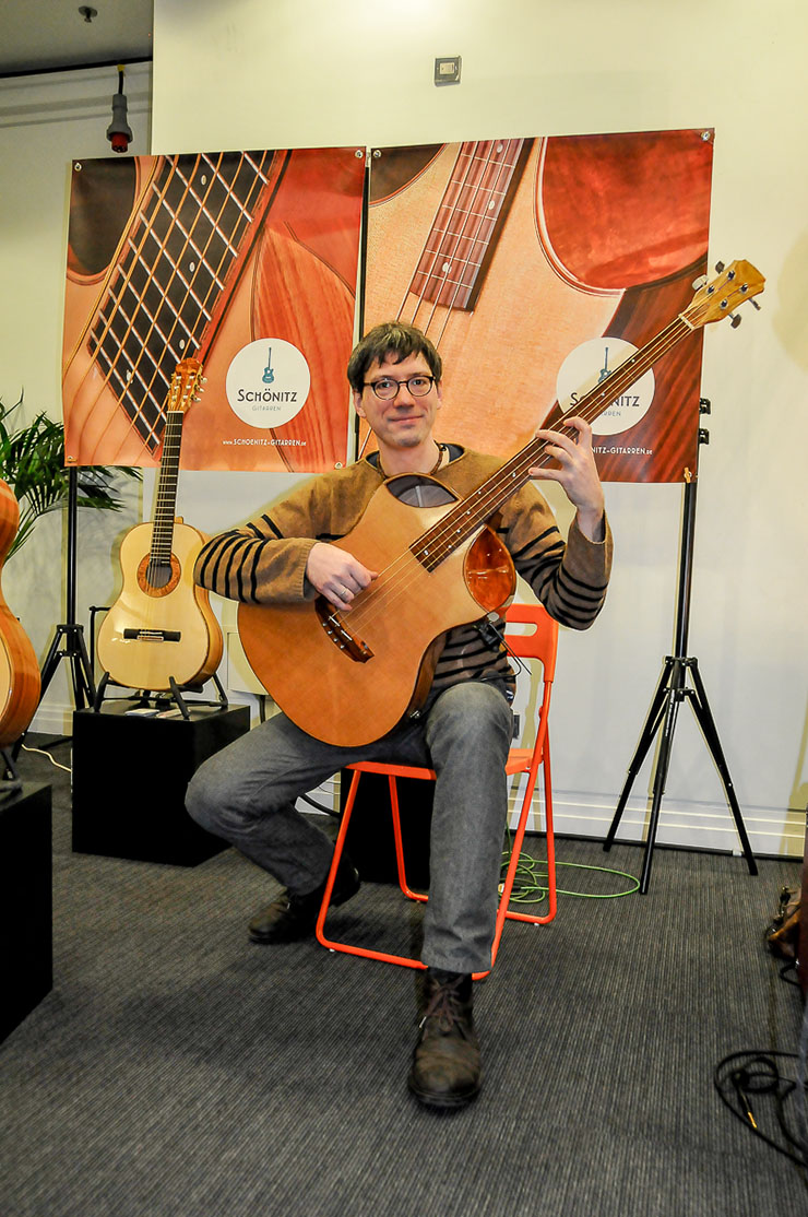 Bass Professor 2/2017: The London Bass Guitar Show