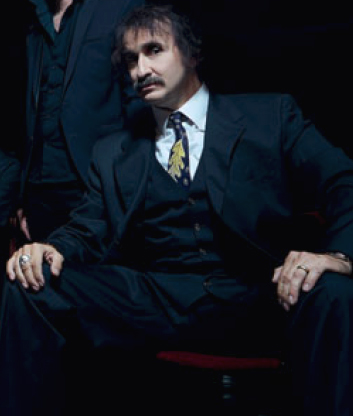 Bass Professor 3/2017;  Story: Alexander Hacke, "Einstürzende Neubauten". Bass Professor 3/2017;  Story: Alexander Hacke, "Einstürzende Neubauten".