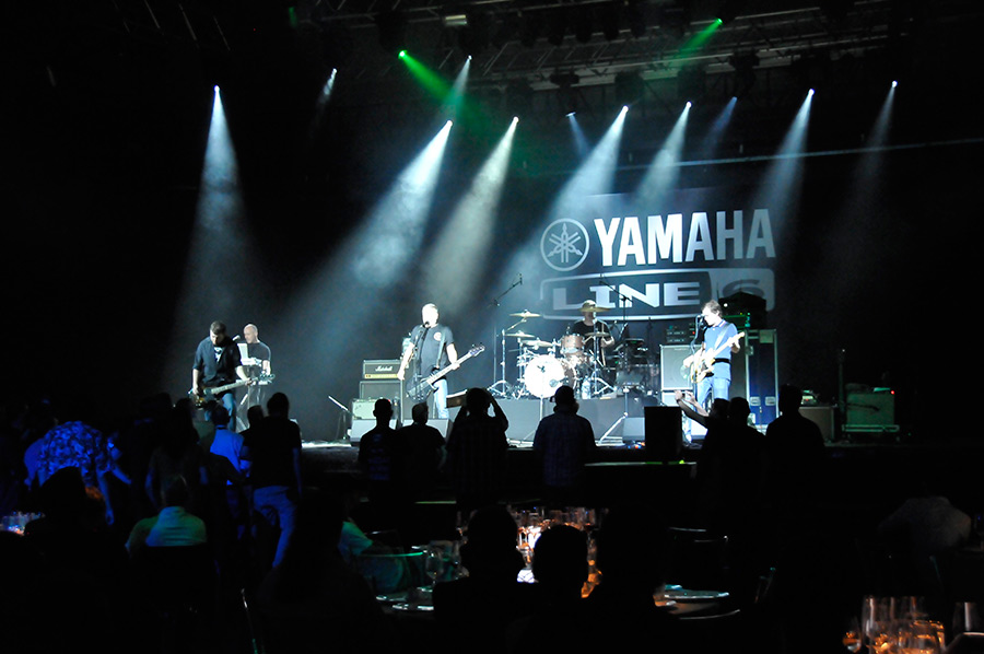 Bass Professor 3/2017; Story: YAMAHA neue BB-Bässe - Mailand Bass Professor 3/2017; Story: YAMAHA neue BB-Bässe - Mailand