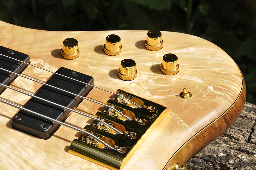 Bass Professor 4/2017,Bass Special Deutscher Instrumentenpreis 2017 1. Gewinner: Marleaux Consat Custom Bass Professor 4/2017,Bass Special Deutscher Instrumentenpreis 2017 1. Gewinner: Marleaux Consat Custom