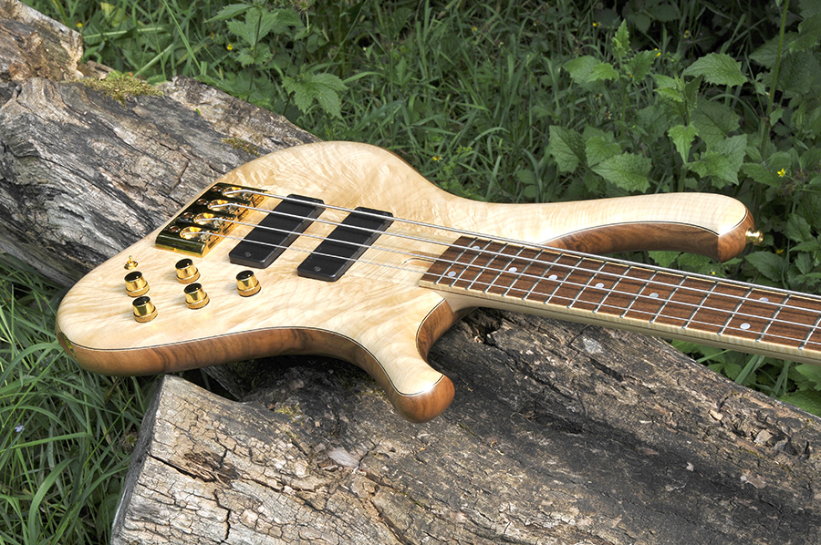 Bass Professor 4/2017,Bass Special Deutscher Instrumentenpreis 2017 1. Gewinner: Marleaux Consat Custom Bass Professor 4/2017,Bass Special Deutscher Instrumentenpreis 2017 1. Gewinner: Marleaux Consat Custom