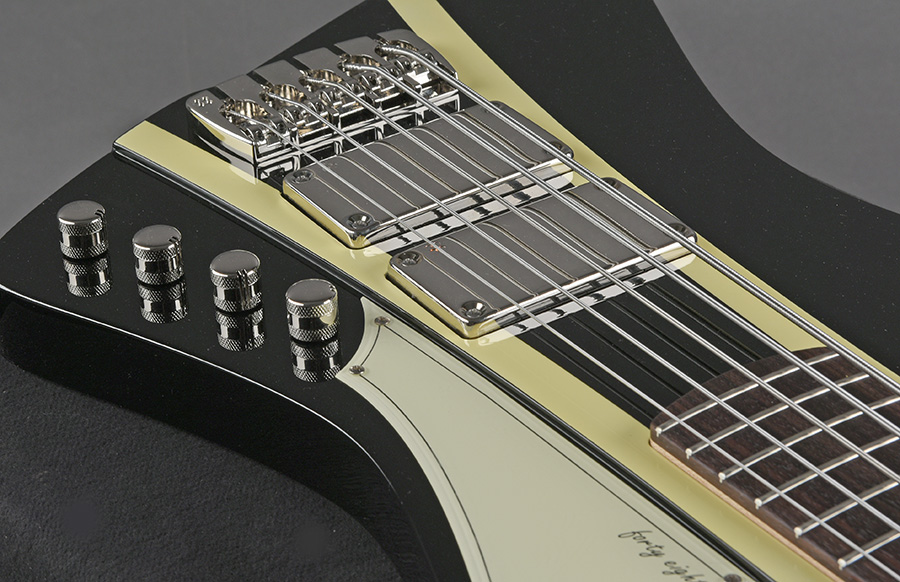 Bass professor 4/2017. Ausgabe Nr.91, Test: SANDBERG Forty Eight 5 Bass professor 4/2017. Ausgabe Nr.91, Test: SANDBERG Forty Eight 5