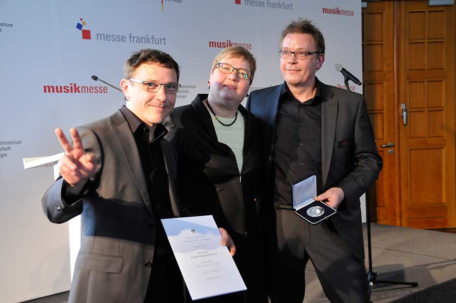 Bass Professor 5/2017, Bass Special: Deutscher Instrumentenpreis 2017 - Le Fay Pulse 4