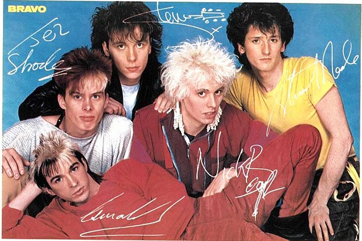 Bass Special: WAL - Nick Beggs Bass Special: WAL - Nick Beggs