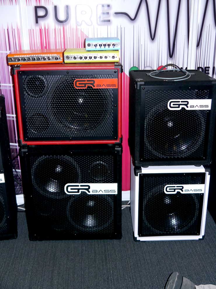 Bass Professor 3/2018. London Bass Guitar Show 2018 Bass Professor 3/2018. London Bass Guitar Show 2018