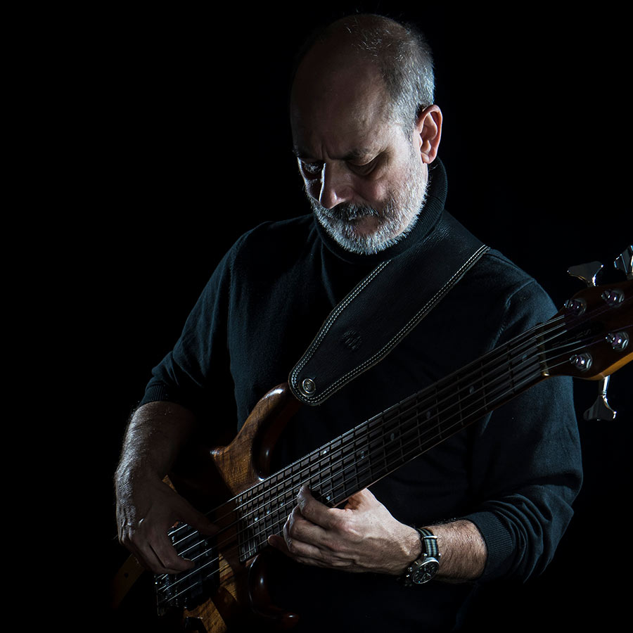 Bass Professor 4/2018, Story Thomas Stahr