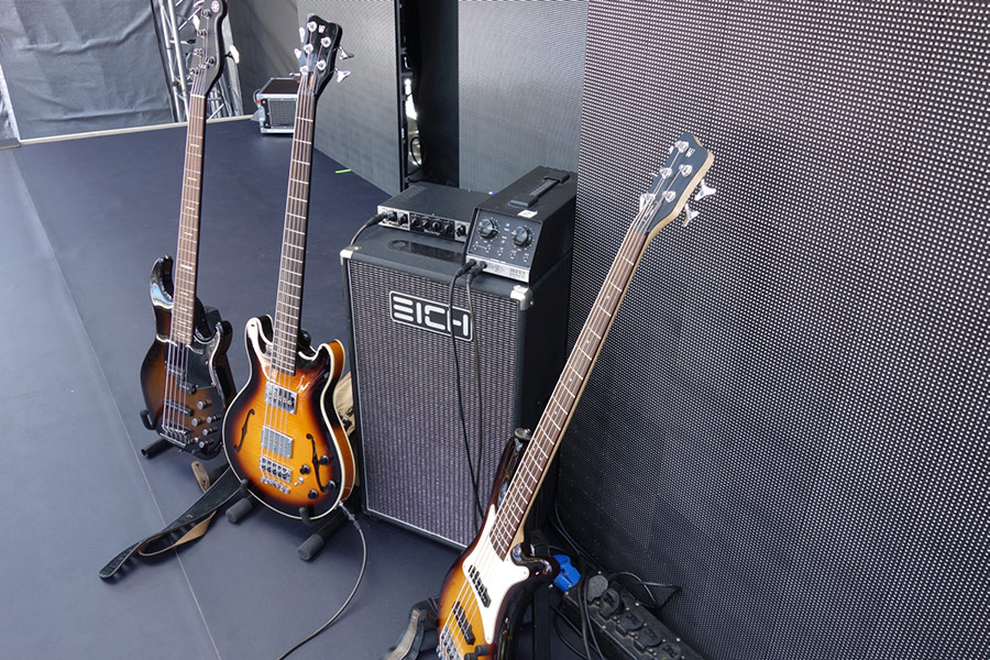 Bass Professor 1/2019, Ausgabe 97. Story: Matthias Gräb [Andrea Berg Band]