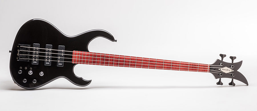 Bass Professor 1/2019, Test: LÖWENHERZ Dagger 4.3 Black Vinyl