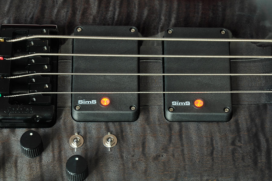 Bass Professor 1/2019, Test: Test: Spector Euro 4 LX Rudy Sarzo 
