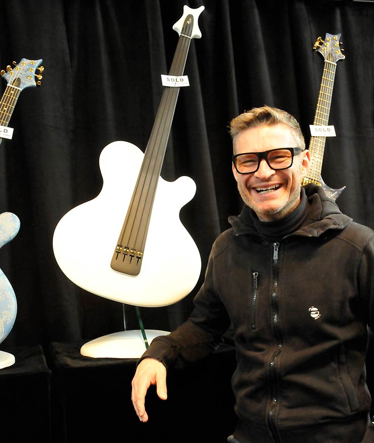 Bass Professor 3/2019 - Ausgabe 99; Bass Professor; Guitar Summit; Roland Kaschube; Lexxi Foxx; Lisa Wulff; Oliver Lang; Achim Seifert; Bert Gerecht; Guitar Summit; Marleaux; BassMuseum; Wal JG Custom; Elyra Slapcool; Jozsi Lak; Selma 6 String Multiscale; RockBoard; Jens Gears; Rolf Sander; Jens Ritter