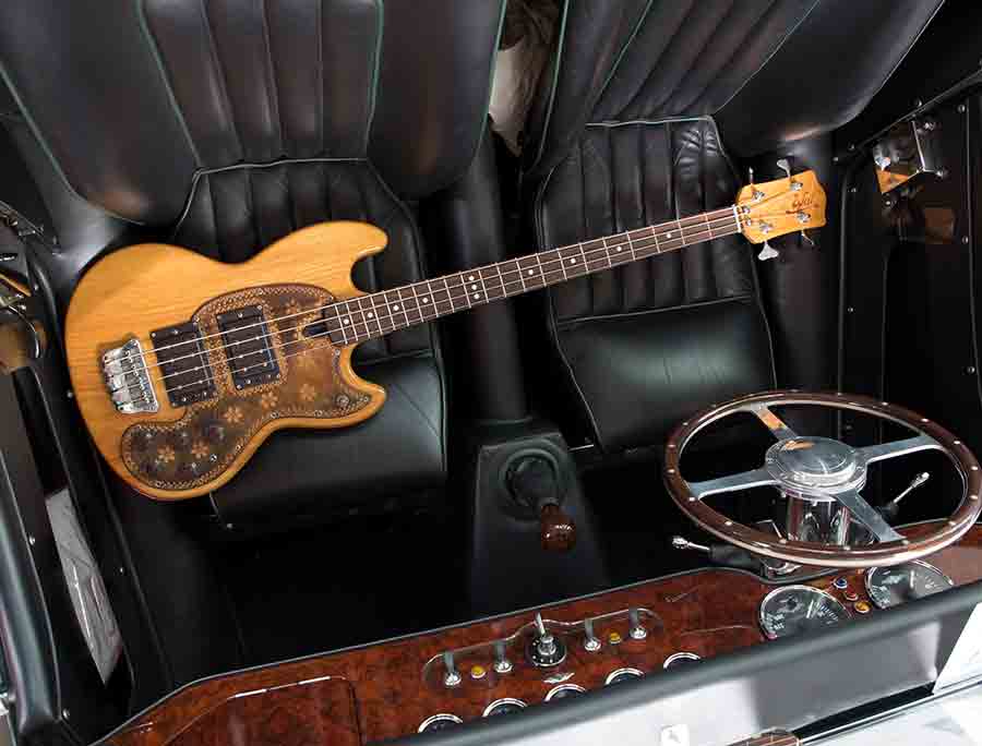 BassMuseum: Wal JG Custom MK 1 (2)