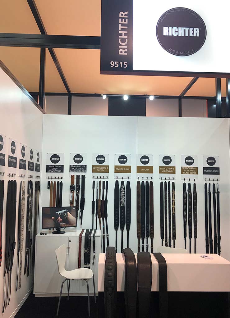 Bass Professor 1/2020, Story: NAMM Report 2020