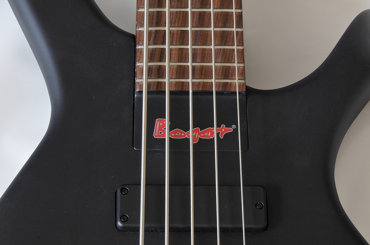 Bass Professor 1/2020, Ausgabe 101, Test: Bogart Standart IV und V