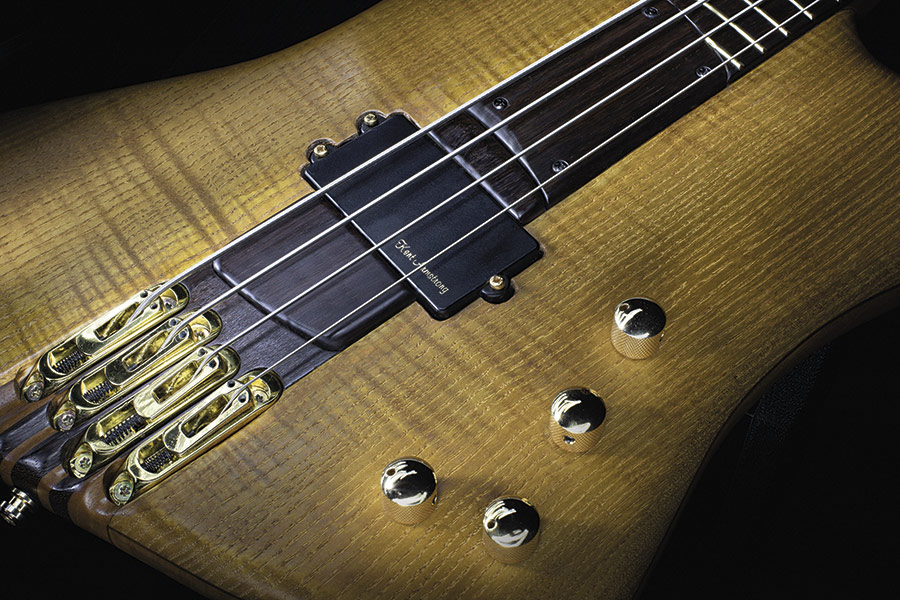 Bass Professor 2/2020, Ausgabe 102. Test: Rabenberger La Moulette Bird-Style