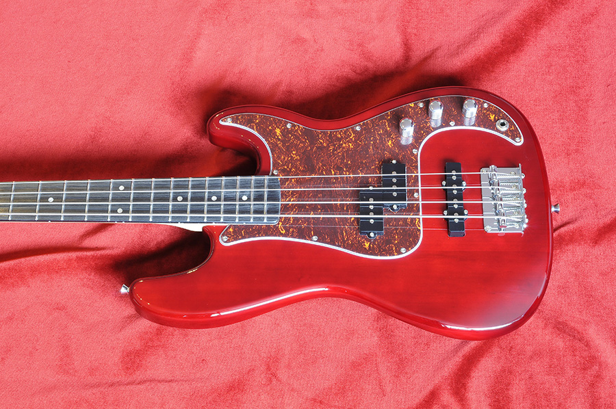Test: Harley Benton PJ-4 HTR Deluxe