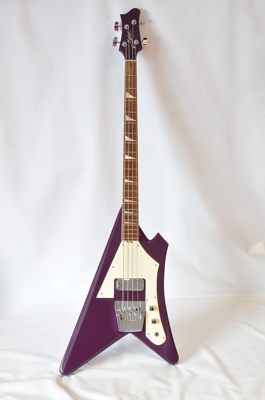 Bass Professor 1/2021: Test: Jozsi Lak Fastway Bass