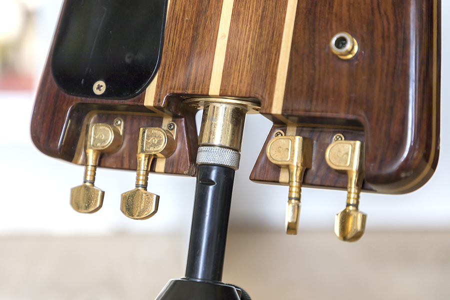 Bass Professor 2/2021, Ausgabe 105, Bass Museum: Nobby Meidel Bass