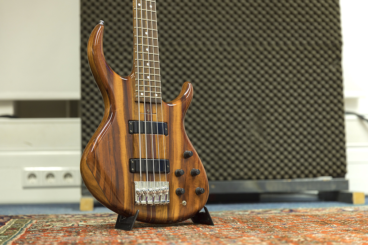 BassMuseum: Tobias Classic-5 von 1989