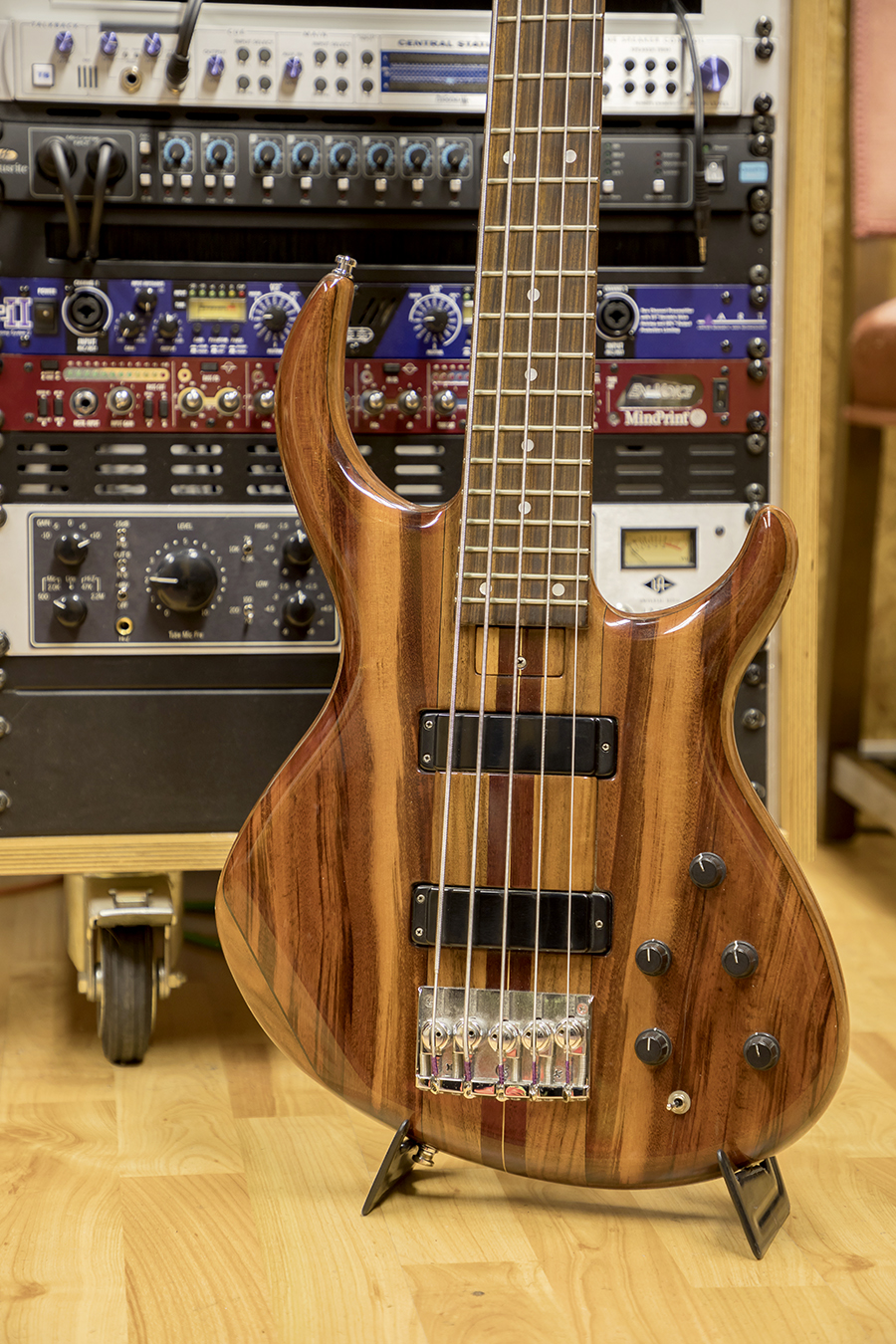 BassMuseum: Tobias Classic-5 von 1989