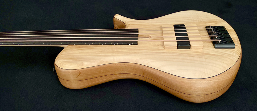 Test: Marleaux MBass Big Hollow 5-Saiter Fretless