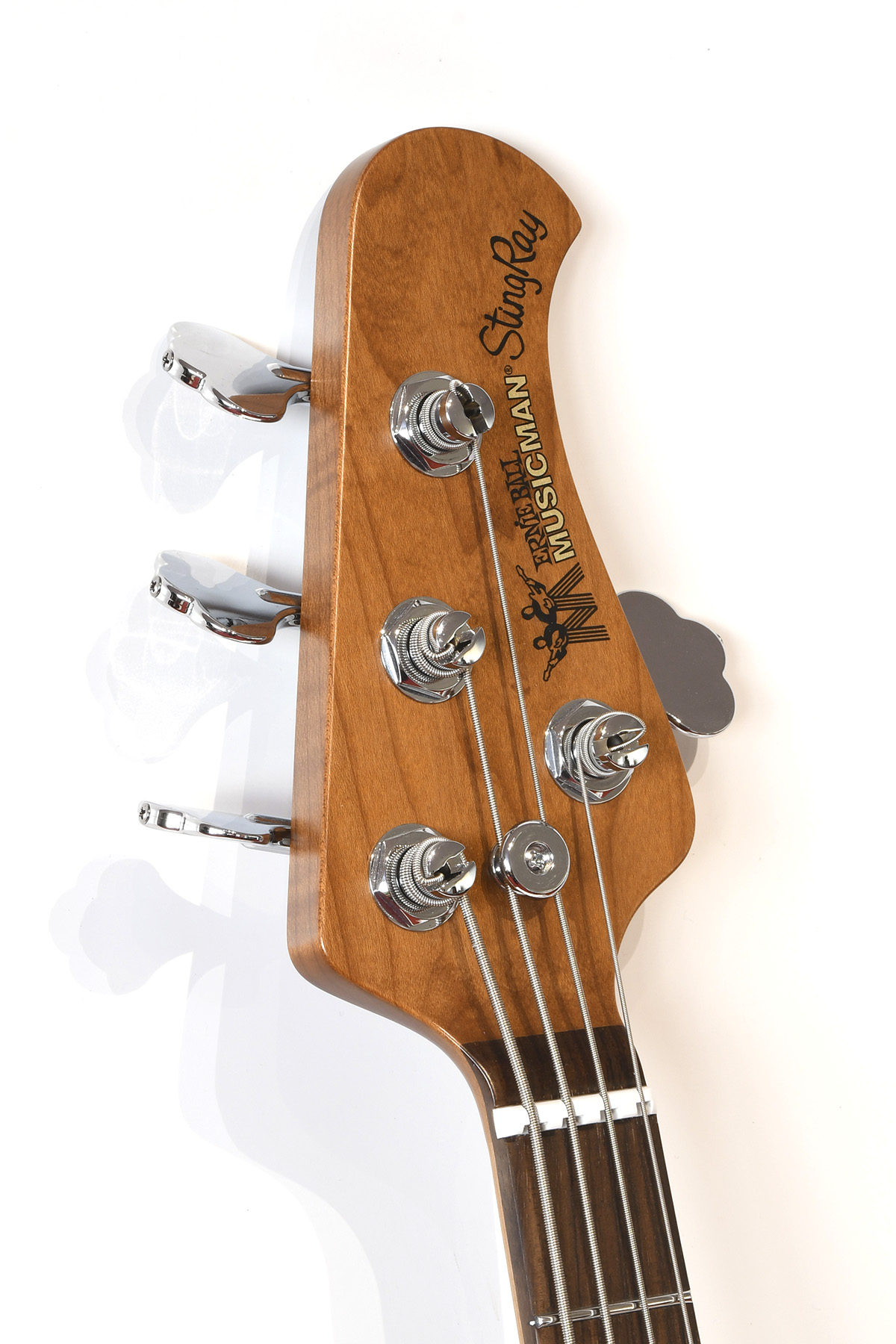 Bass Professor 2/2022, Test: Music Man Stingray Tim Commerford Signature Short Scale Bass passiv