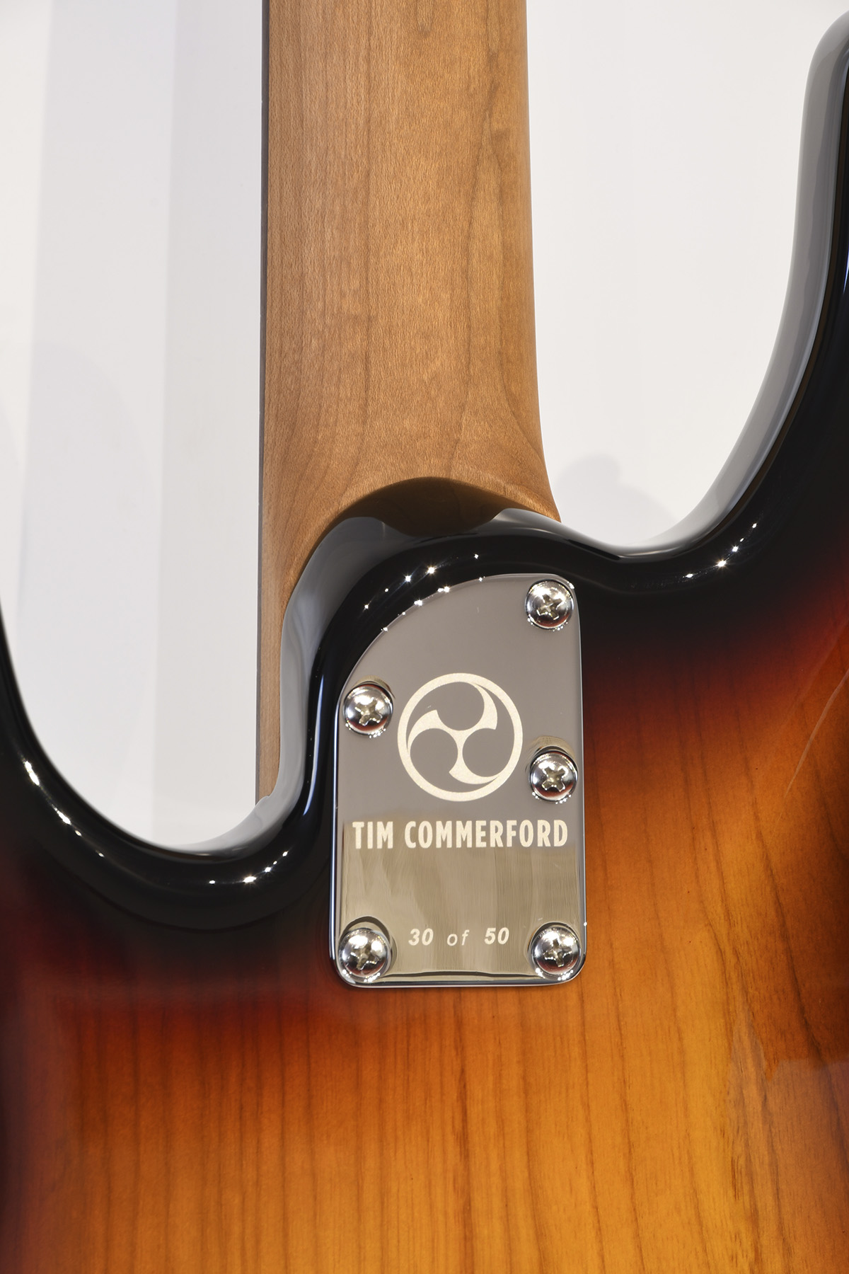 Bass Professor 2/2022, Test: Music Man Stingray Tim Commerford Signature Short Scale Bass passiv